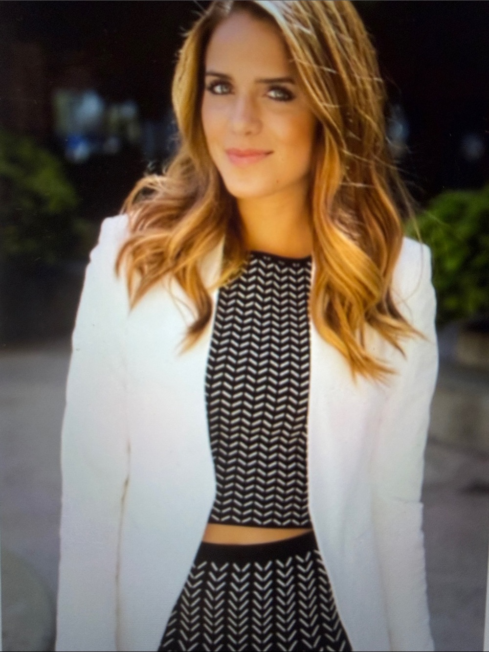 Ohne Titel Black and White Chevron Crop Top